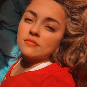 Meet your Posher, Paige